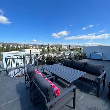 Apartment Two Bed Penthouse With Private Seaview Rooftop Garden