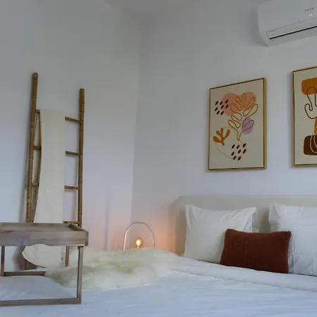 Apartment Two Bed Penthouse With Private Seaview Rooftop Garden *